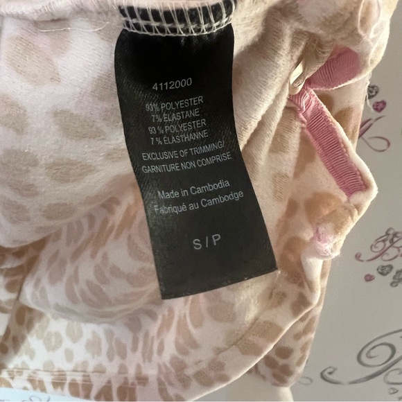 Kate Spade long sleeve soft fleece cheetah print Tan and Cream Patterned Top - Picture 6 of 6